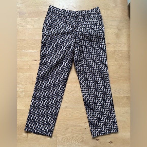 Ann Taylor Kate fit cropped tailored pants flower pattern - Picture 6 of 8